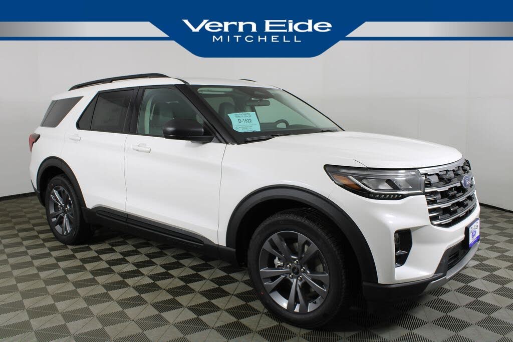 2026 Ford Explorer Active AWD