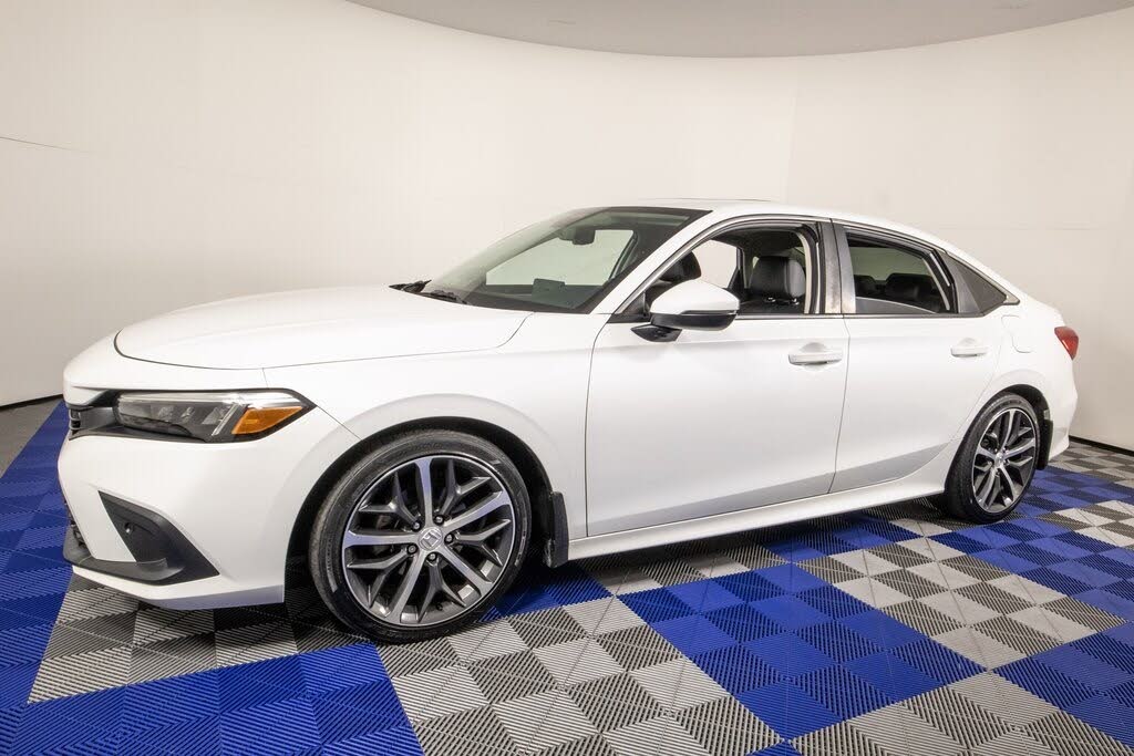 2022 Honda Civic Touring FWD