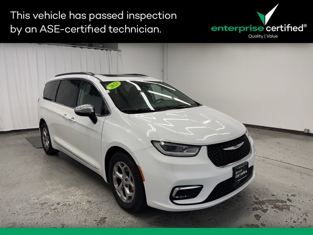 2023 Chrysler Pacifica Limited FWD