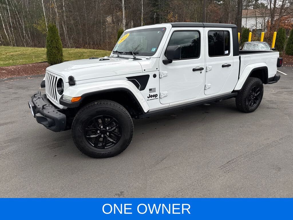 2023 Jeep Gladiator Sport Crew Cab 4WD