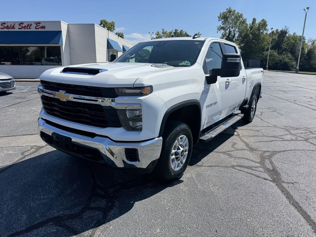 2024 Chevrolet Silverado 2500HD LT Crew Cab 4WD