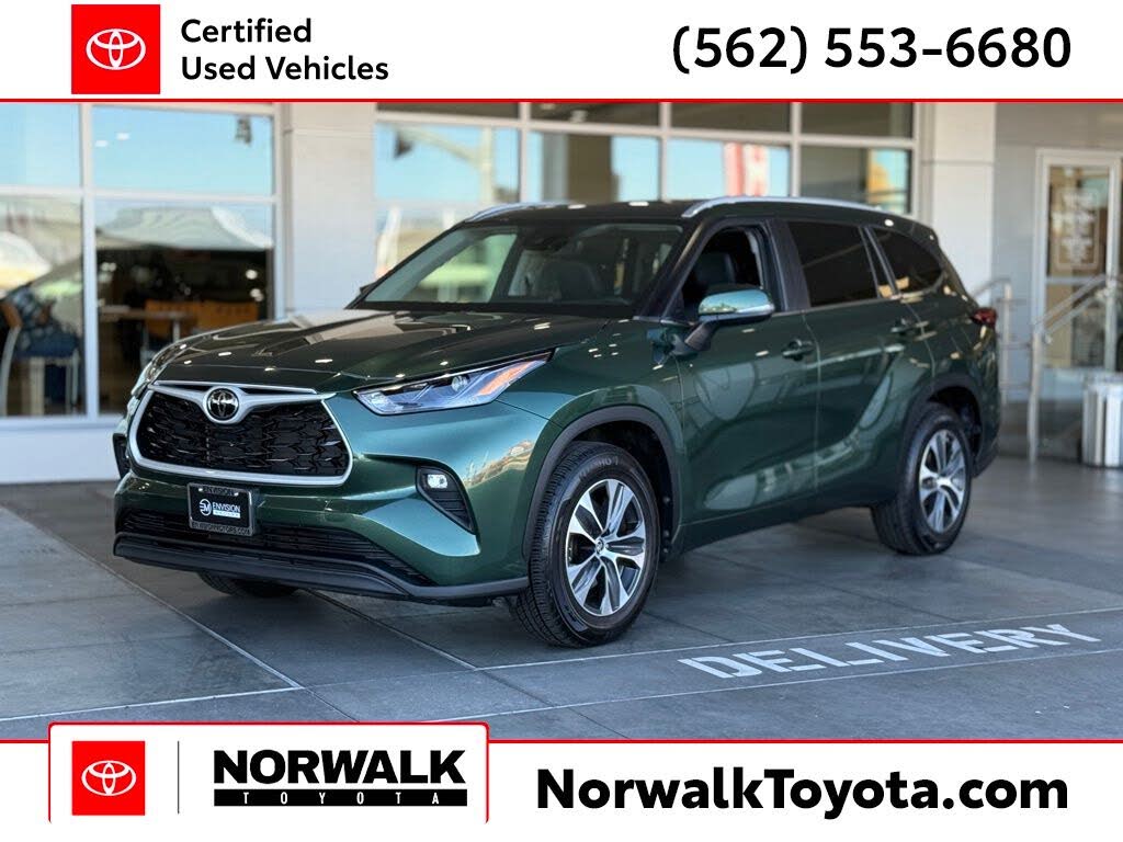 2024 Toyota Highlander XLE FWD