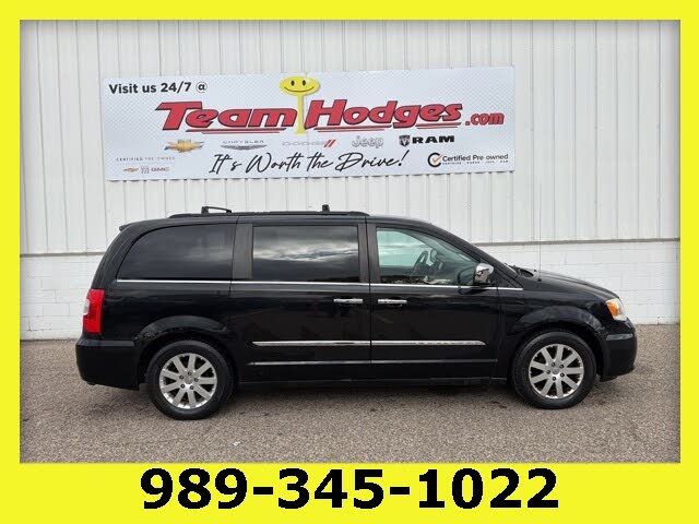 2012 Chrysler Town & Country Touring-L FWD