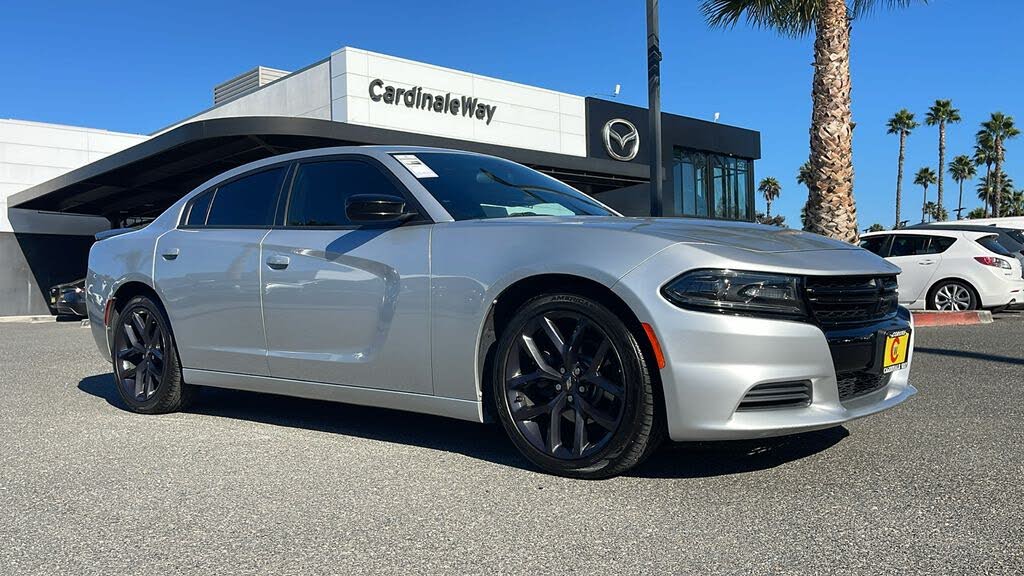 2020 Dodge Charger SXT RWD