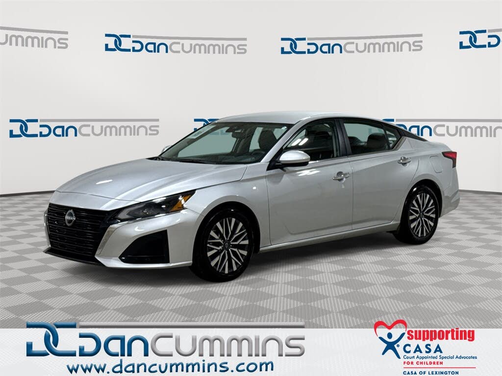 2023 Nissan Altima 2.5 SV FWD