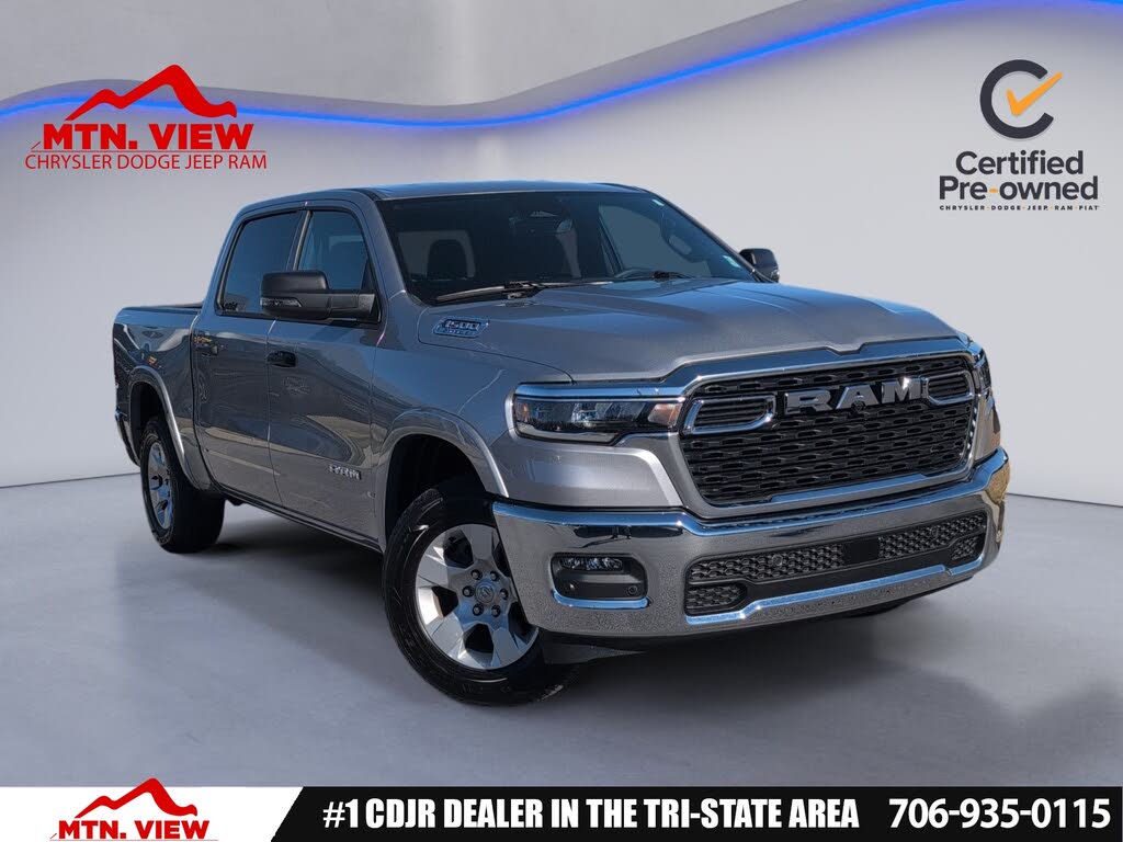 2025 RAM 1500 Big Horn Crew Cab 4WD