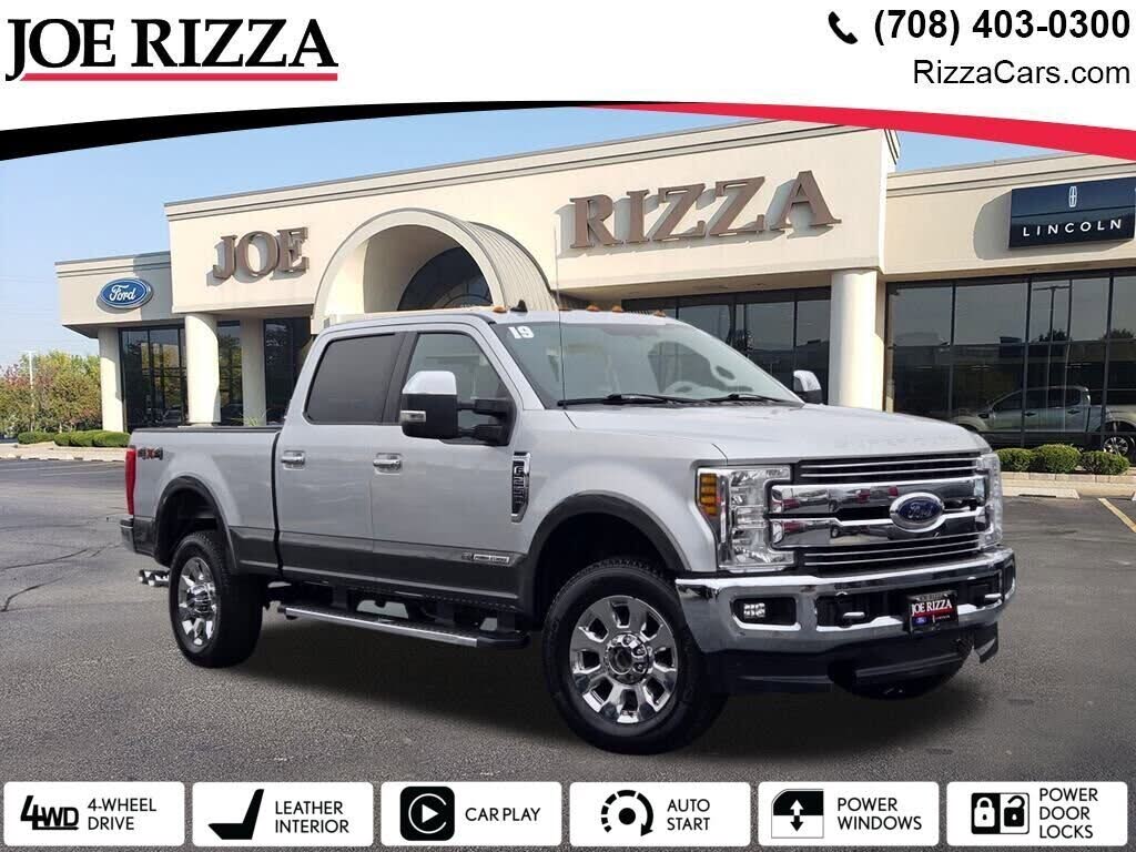 2019 Ford F-250 Super Duty Lariat Crew Cab 4WD