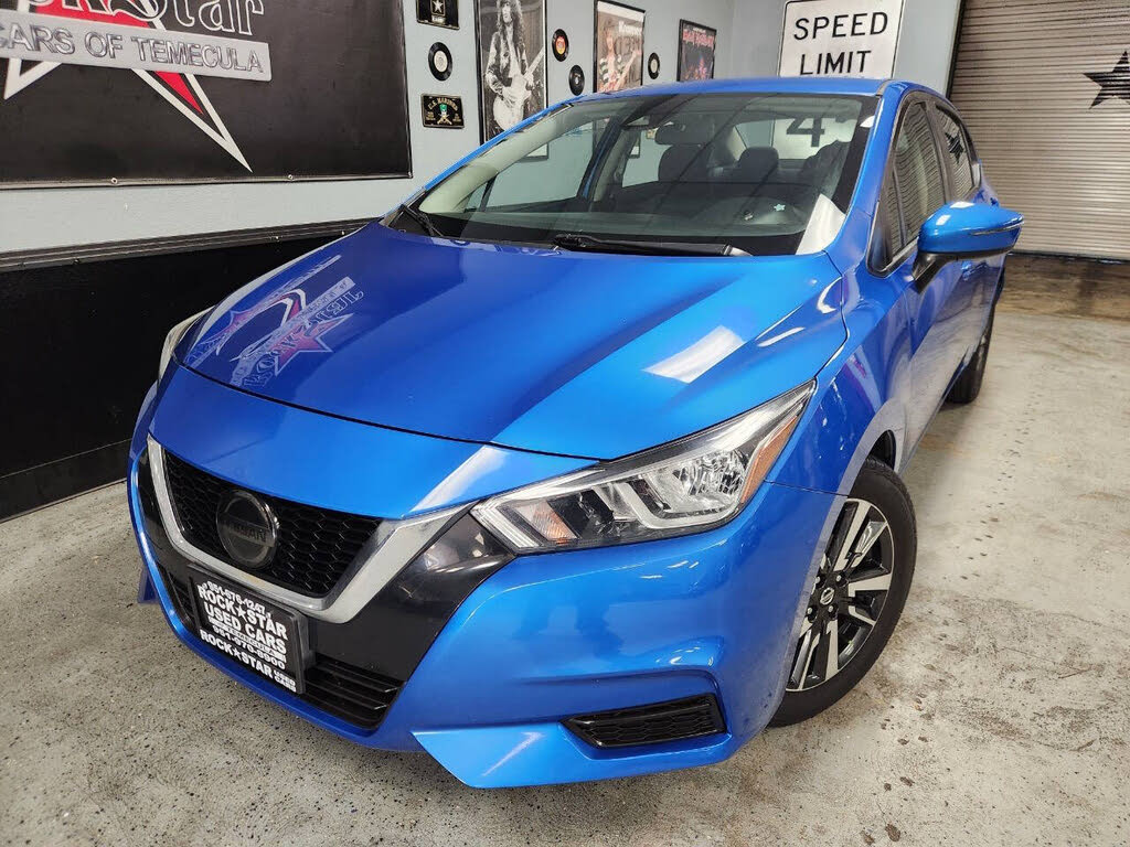 2021 Nissan Versa SV FWD