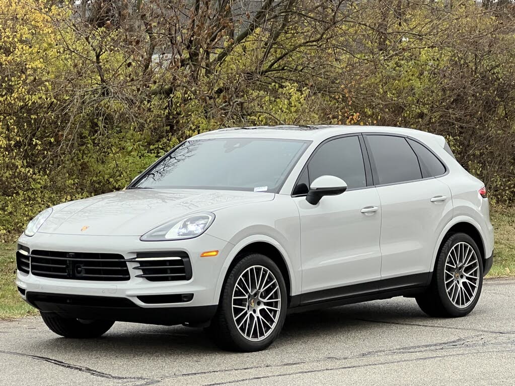 2022 Porsche Cayenne Platinum Edition AWD