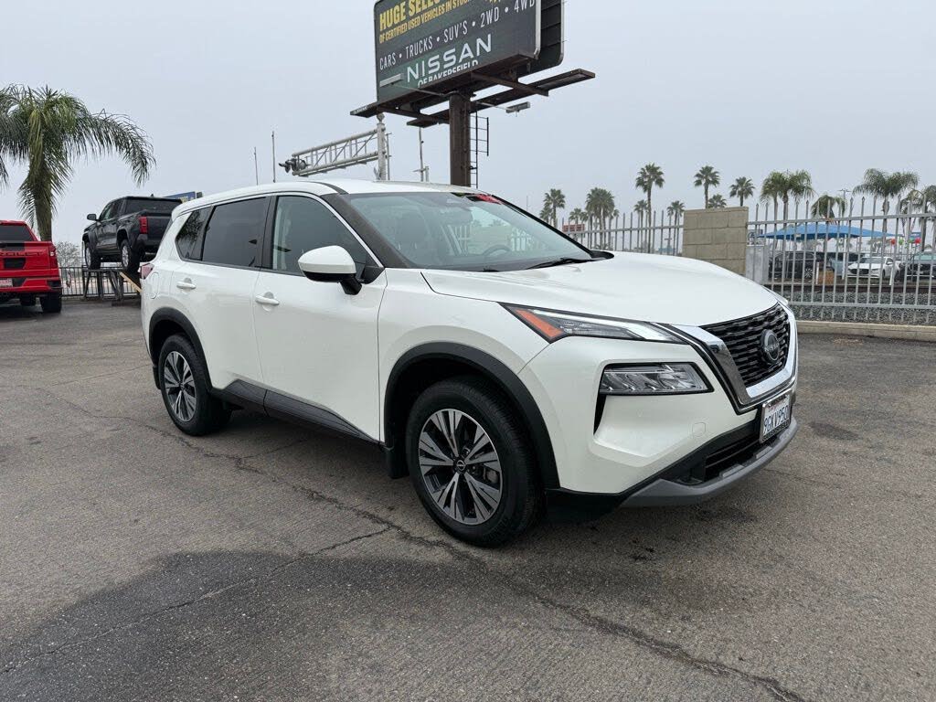 2023 Nissan Rogue SV FWD