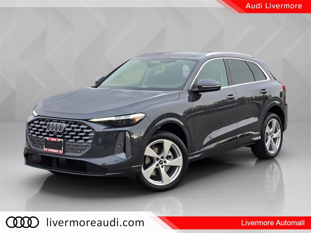 2025 Audi Q5 quattro Premium Plus 40 TFSI