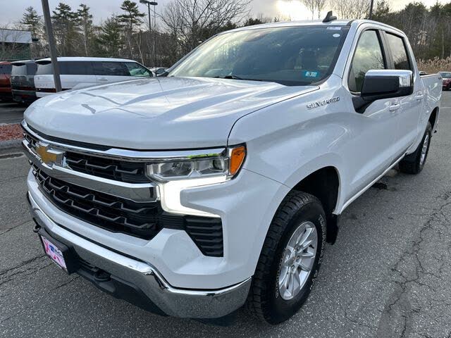 2023 Chevrolet Silverado 1500 LT Crew Cab 4WD