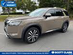 Nissan Pathfinder Platinum 4WD