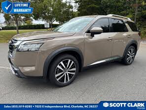 Nissan Pathfinder Platinum 4WD