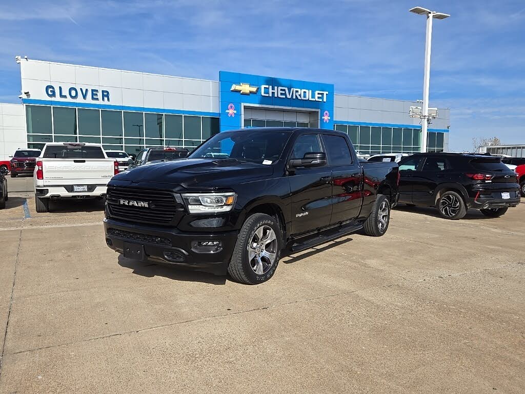 2023 RAM 1500 Laramie Crew Cab 4WD