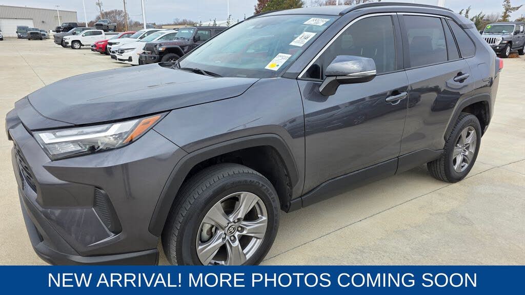 2023 Toyota RAV4 XLE FWD