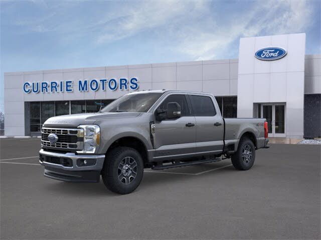 2025 Ford F-250 Super Duty XLT Crew Cab 4WD
