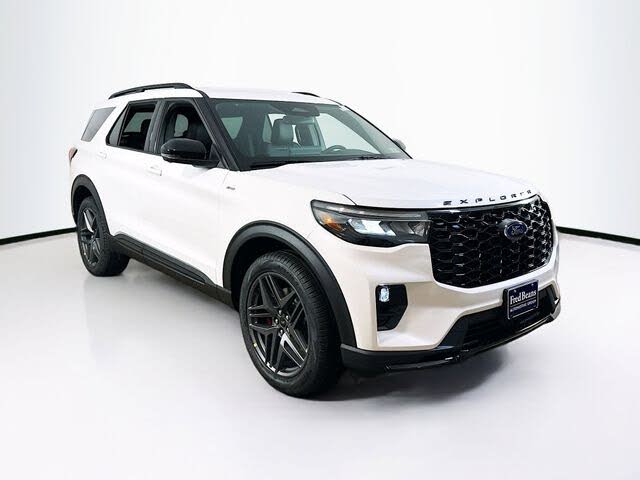 2026 Ford Explorer ST-Line AWD