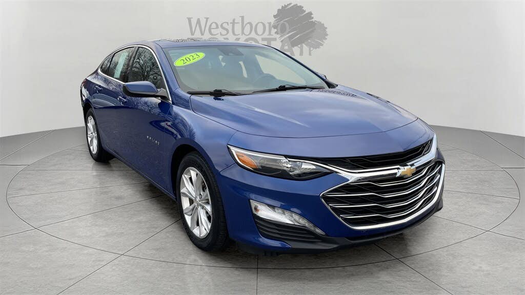 2023 Chevrolet Malibu LT with 1LT FWD