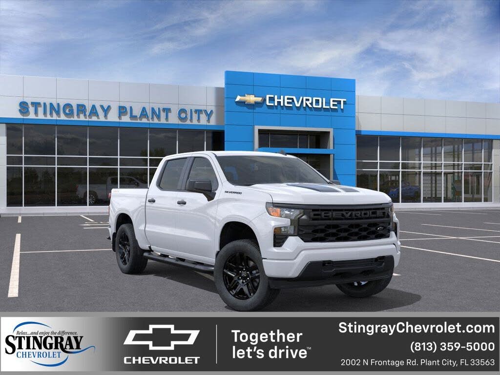 2025 Chevrolet Silverado 1500 Custom Crew Cab 4WD