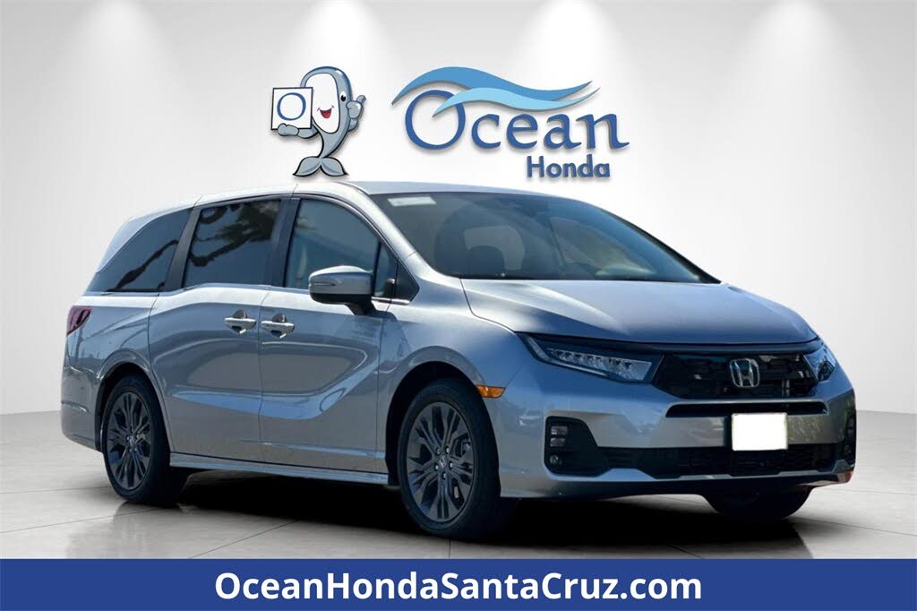 2026 Honda Odyssey Touring FWD