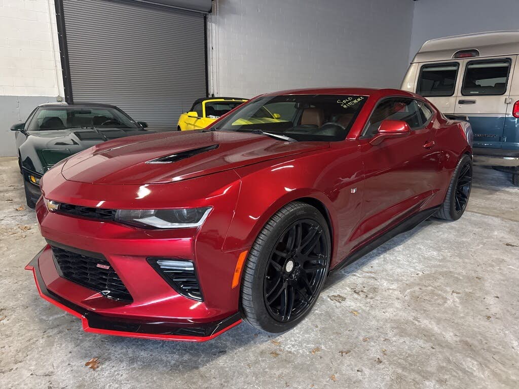 2016 Chevrolet Camaro 2SS Coupe RWD