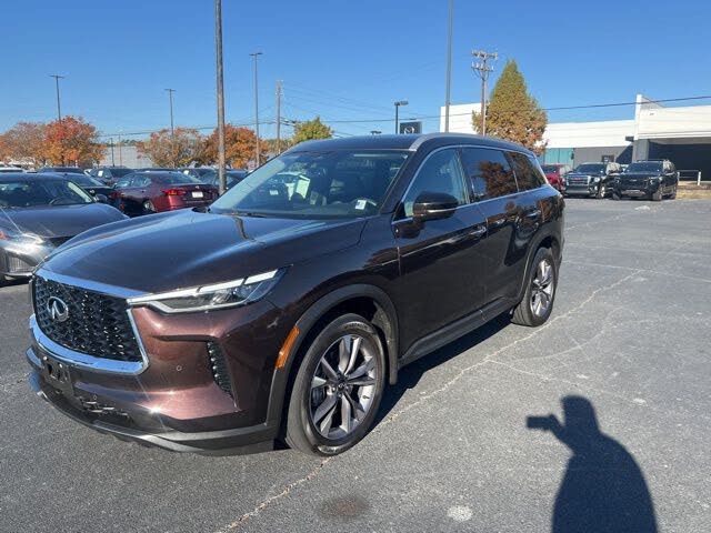 2022 INFINITI QX60 Luxe AWD