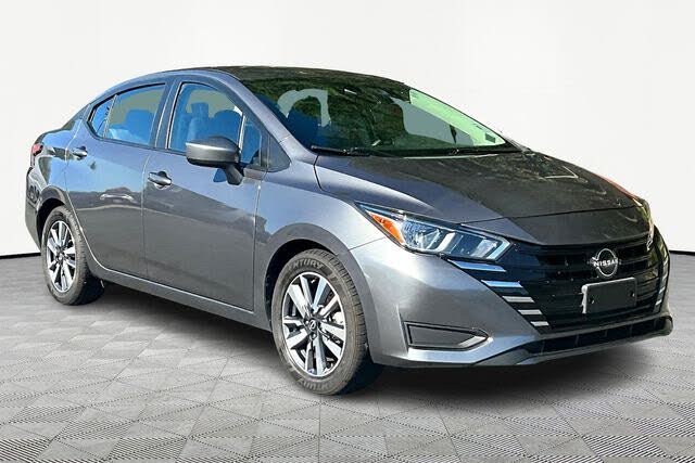 2023 Nissan Versa SV FWD