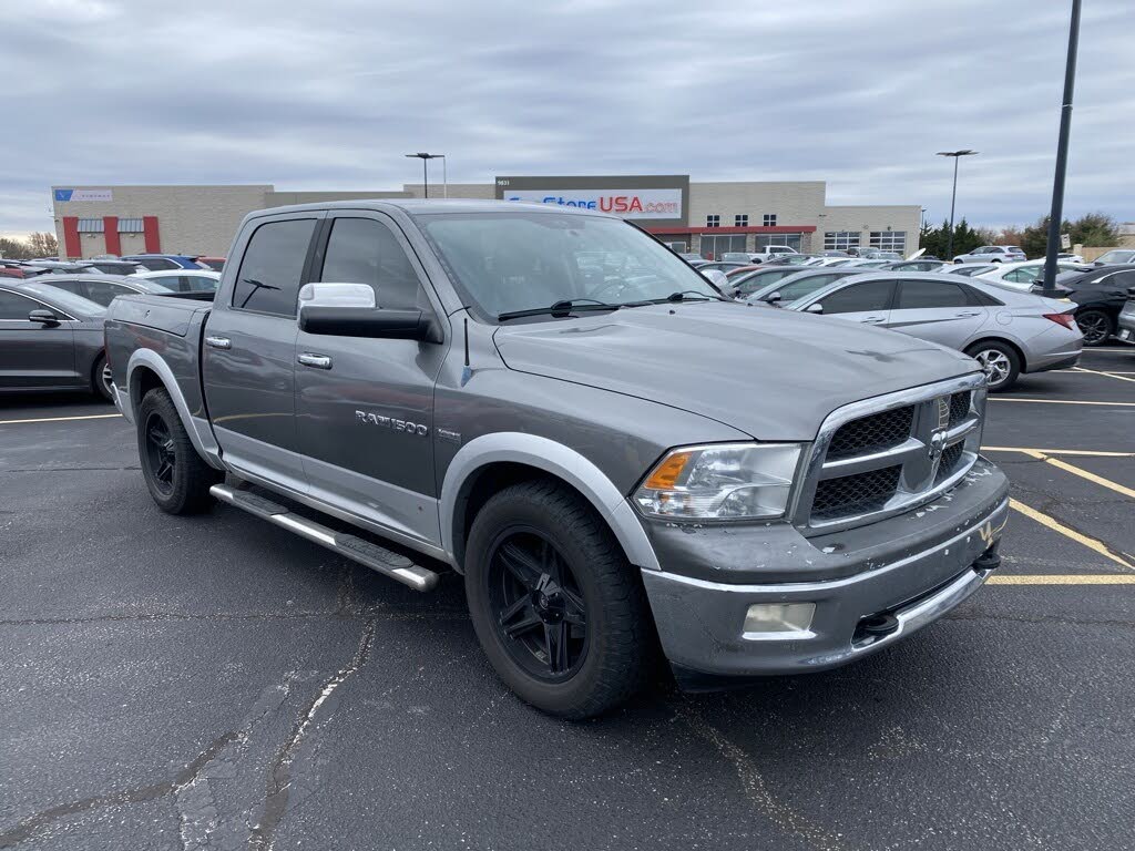 2012 RAM 1500 Laramie Crew Cab