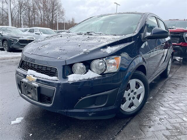 2015 Chevrolet Sonic LS Hatchback FWD