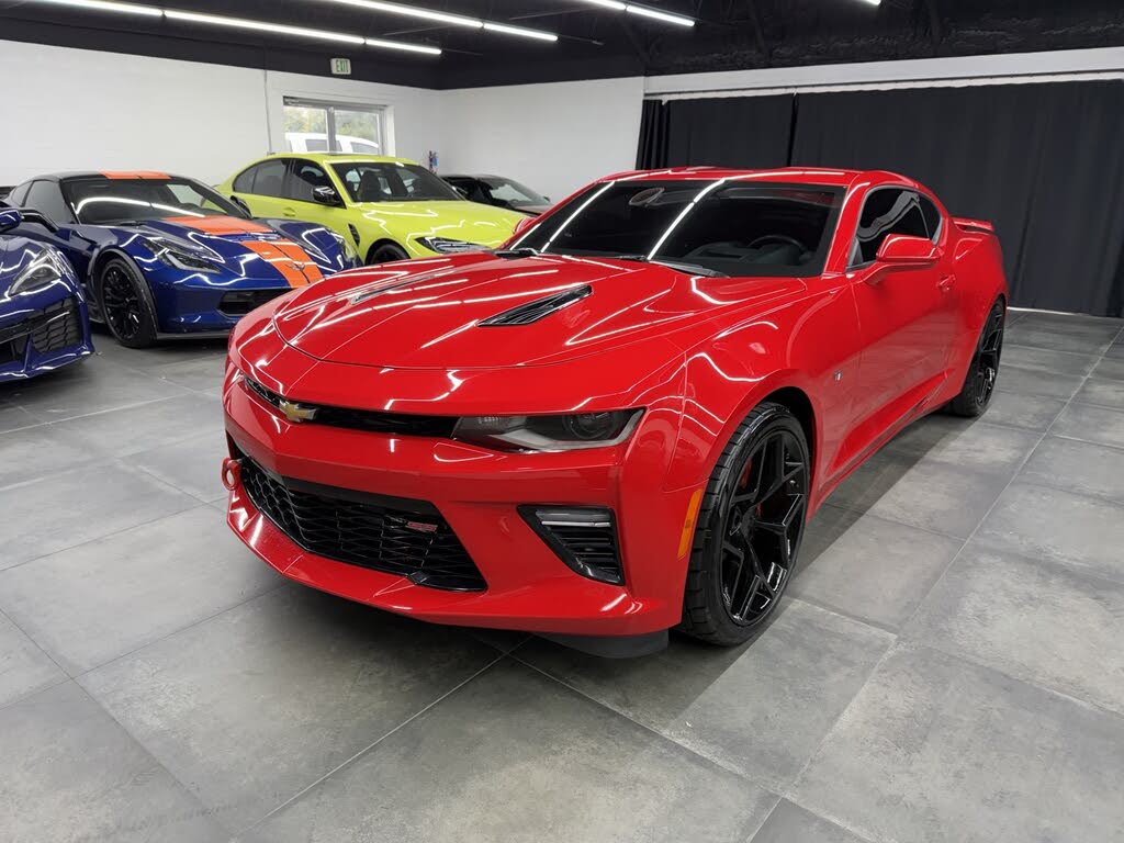 2017 Chevrolet Camaro 2SS Coupe RWD