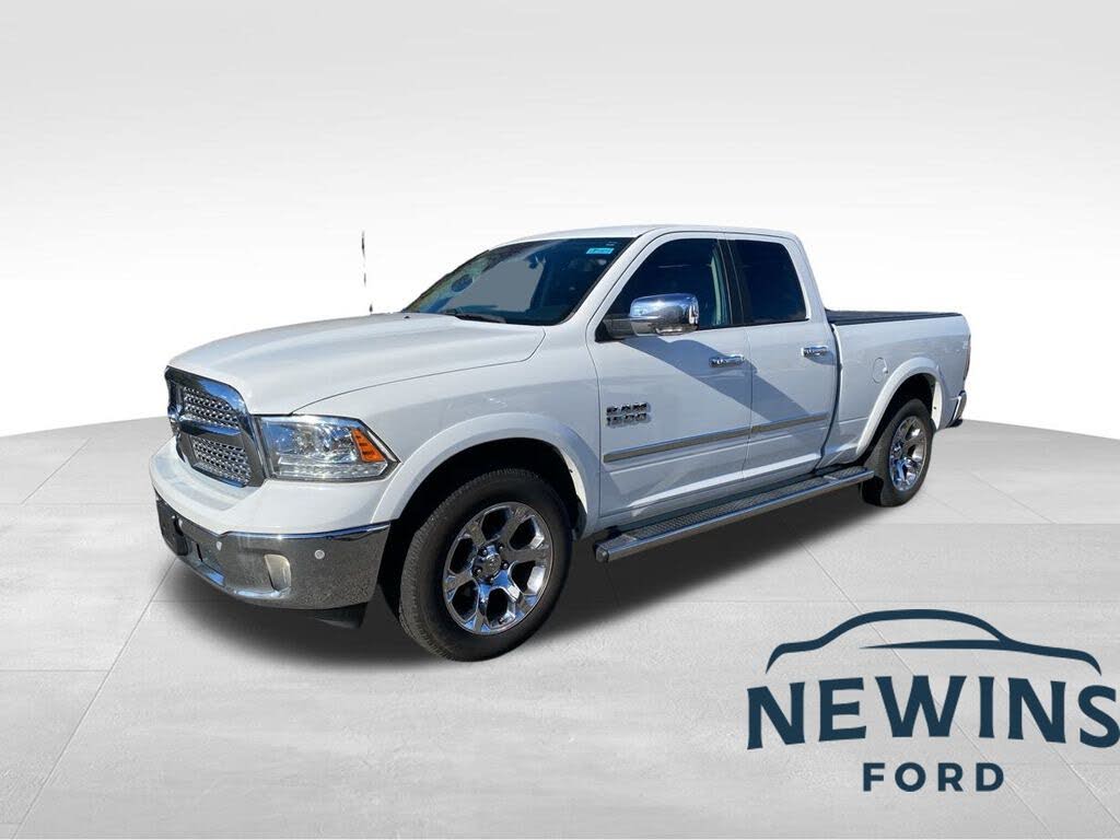 2017 RAM 1500 Laramie Quad Cab 4WD