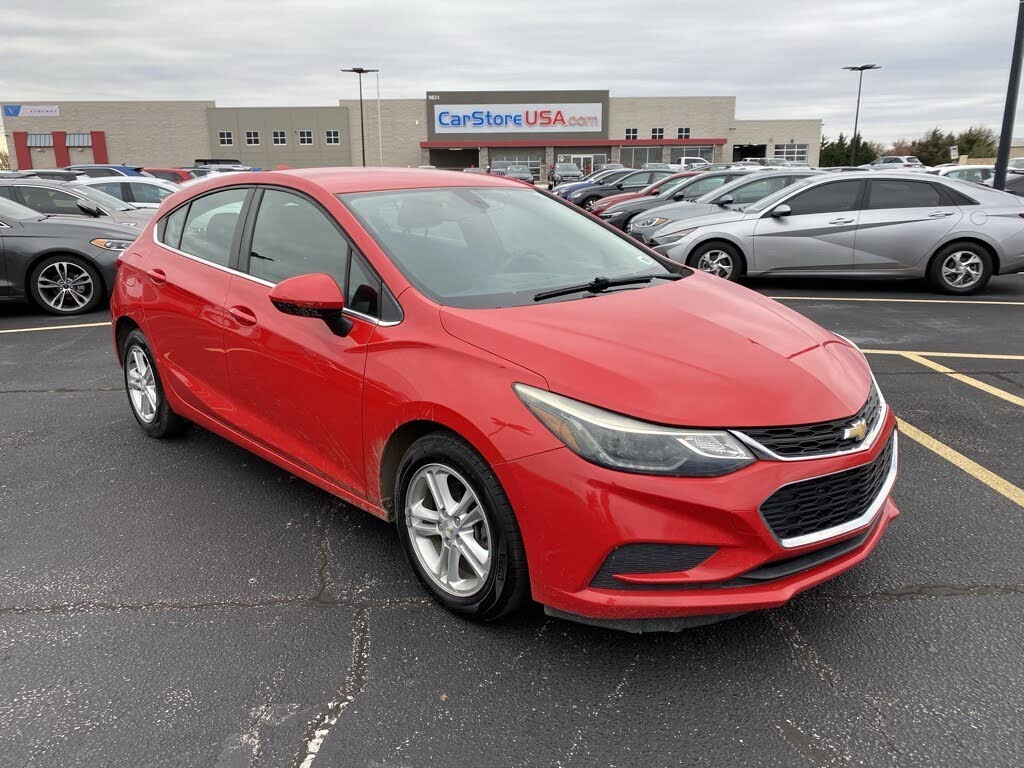2018 Chevrolet Cruze LT Hatchback FWD