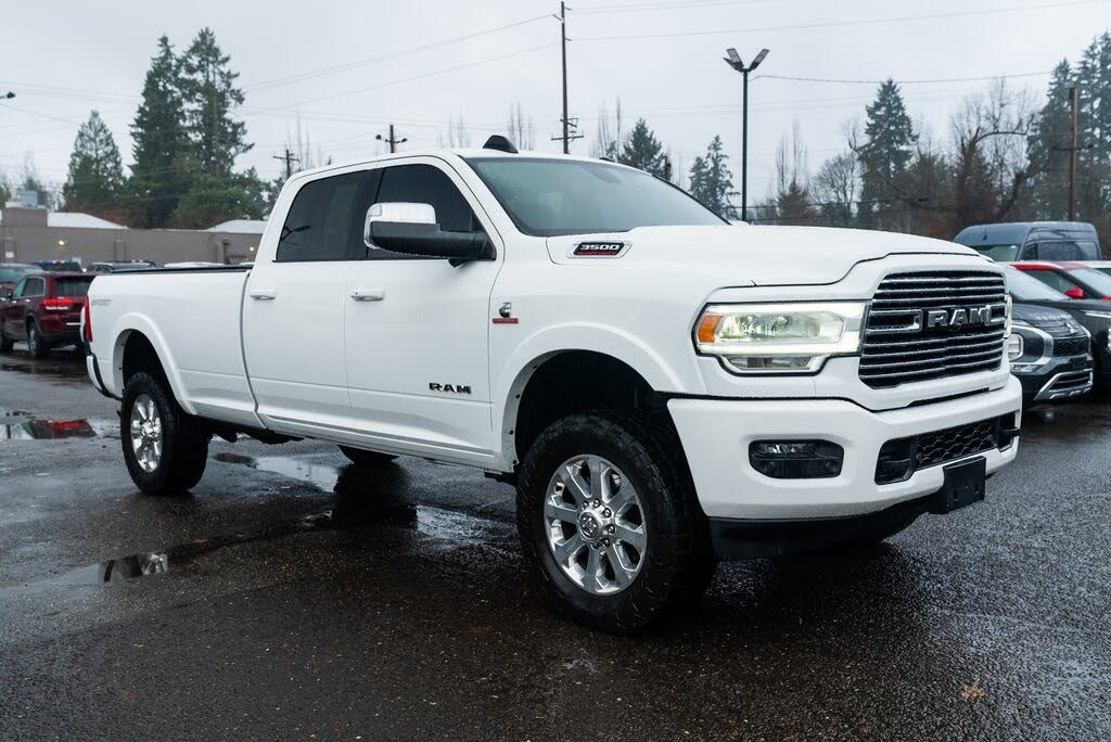 2019 RAM 3500 Laramie Crew Cab LB 4WD