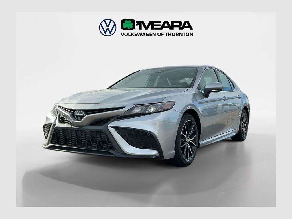 2024 Toyota Camry SE FWD