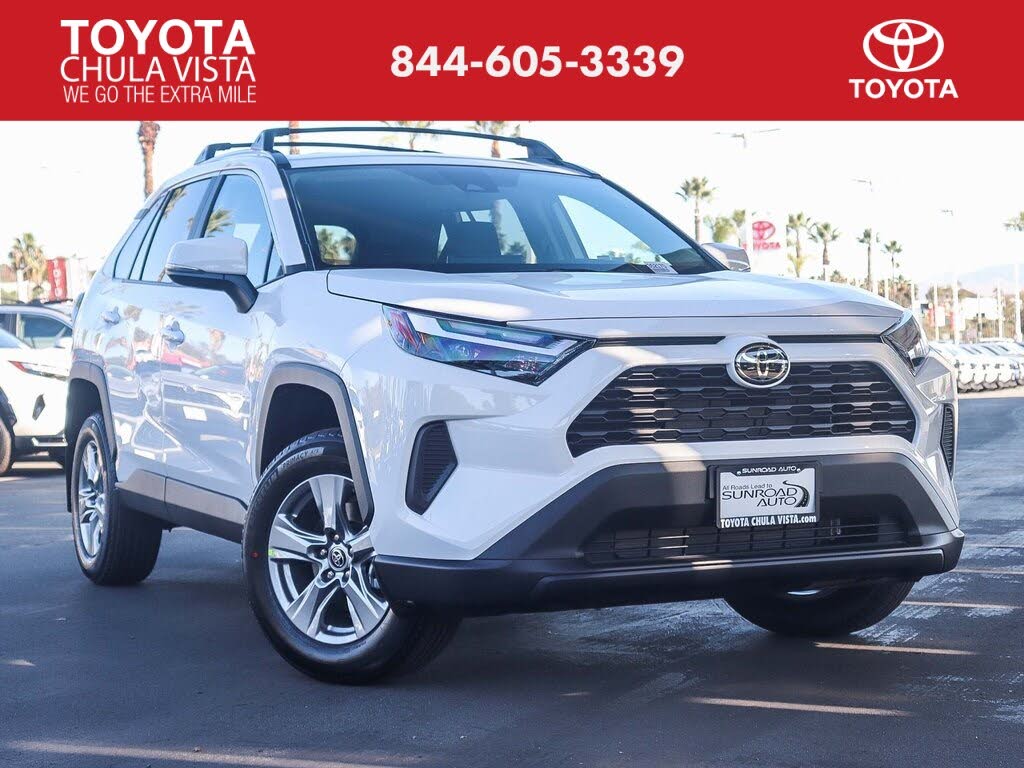 2025 Toyota RAV4 XLE FWD
