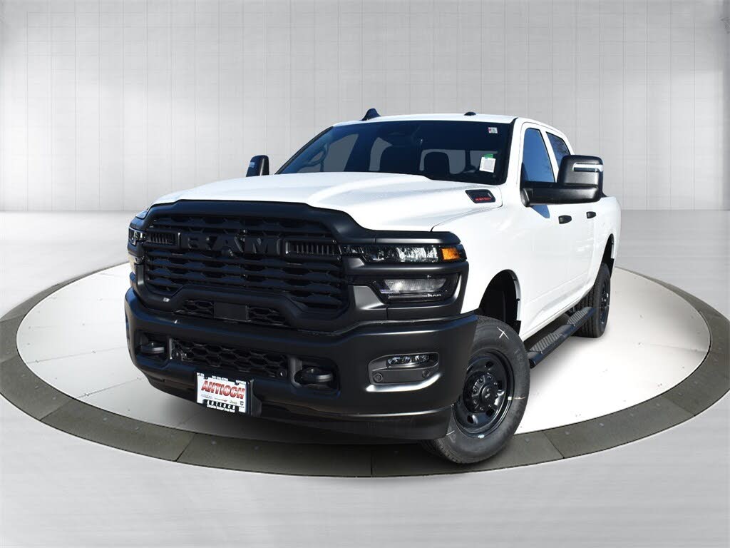 2026 RAM 2500 Tradesman Crew Cab 4WD