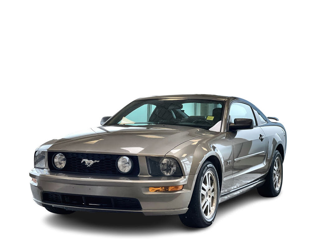 2005 Ford Mustang GT Coupe RWD