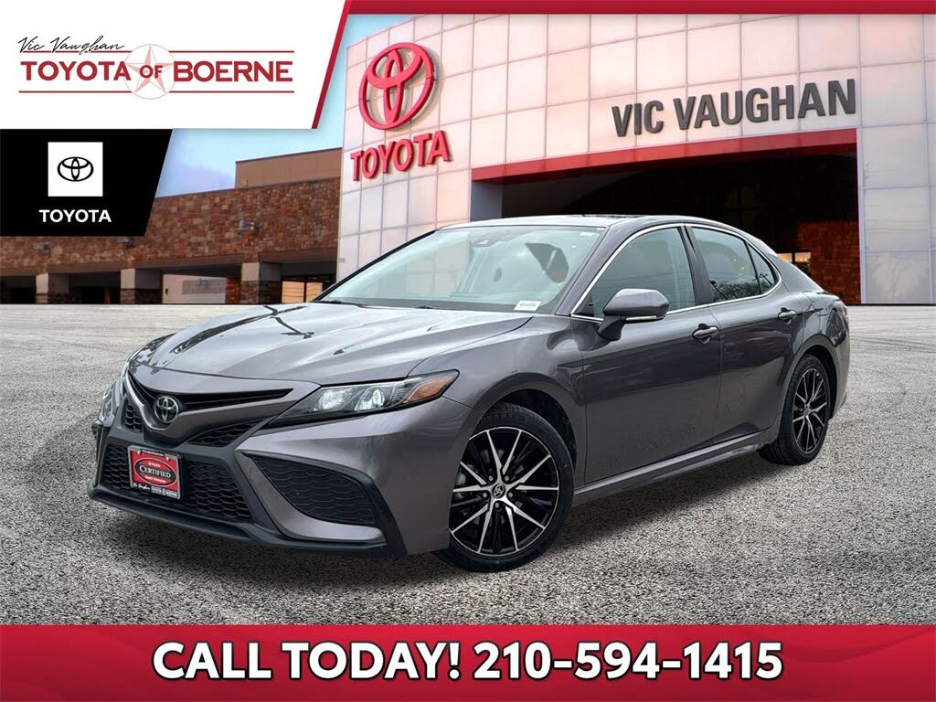 2024 Toyota Camry SE FWD