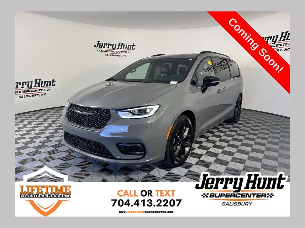 2025 Chrysler Pacifica Limited FWD