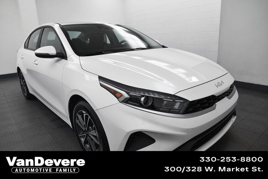 2023 Kia Forte LXS FWD