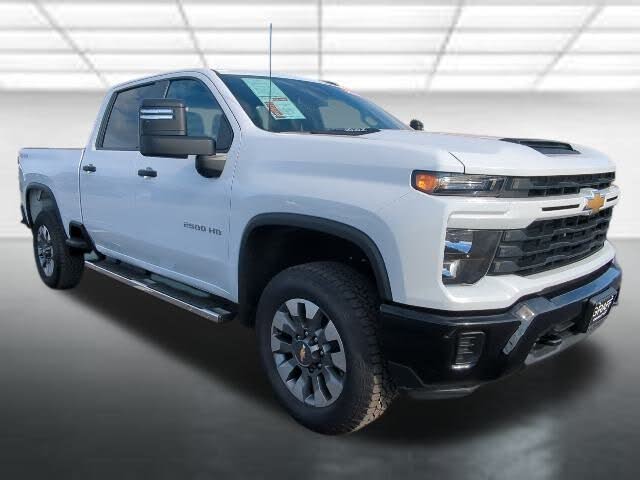 2025 Chevrolet Silverado 2500HD Custom Crew Cab 4WD