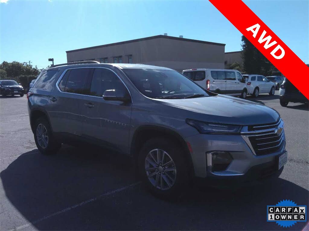 2023 Chevrolet Traverse LT Leather AWD