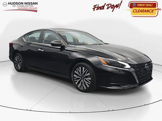 2024 Nissan Altima 2.5 SV FWD