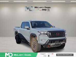 Nissan Frontier PRO-4X Crew Cab 4WD