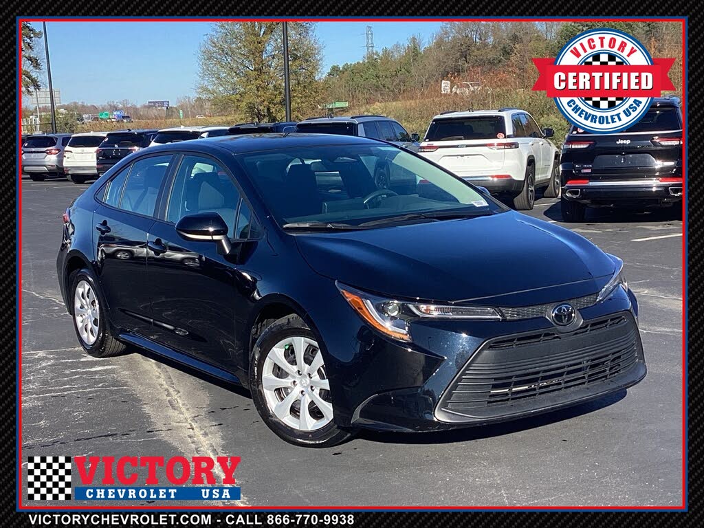 2025 Toyota Corolla LE FWD