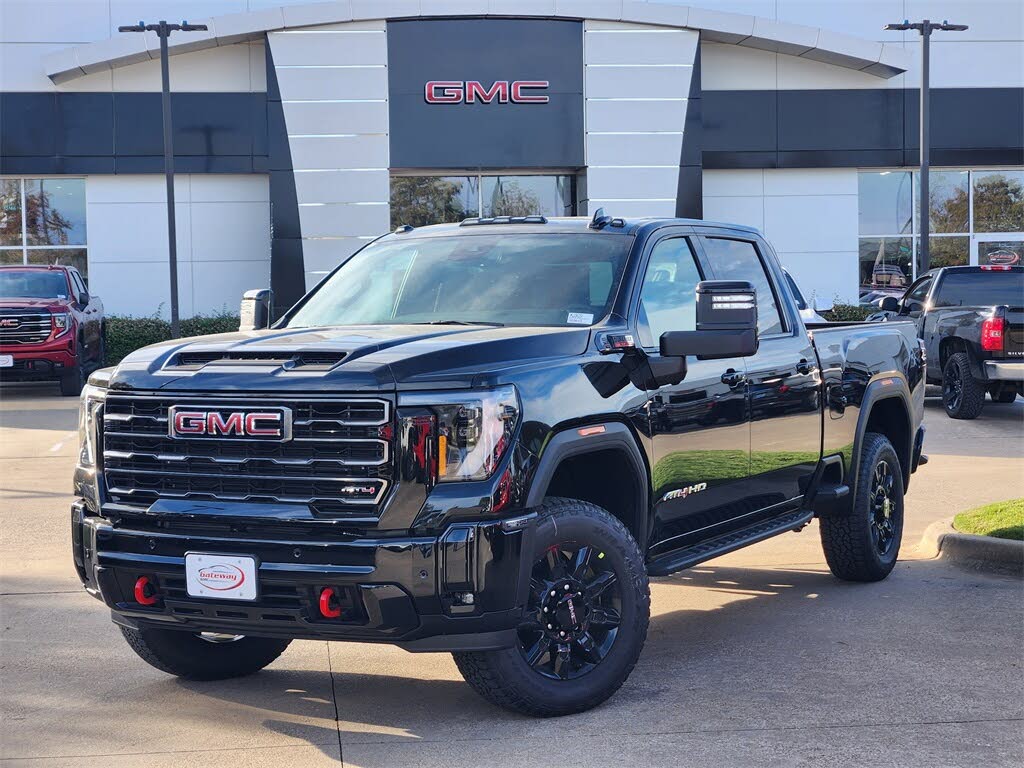 2026 GMC Sierra 2500HD AT4 Crew Cab 4WD