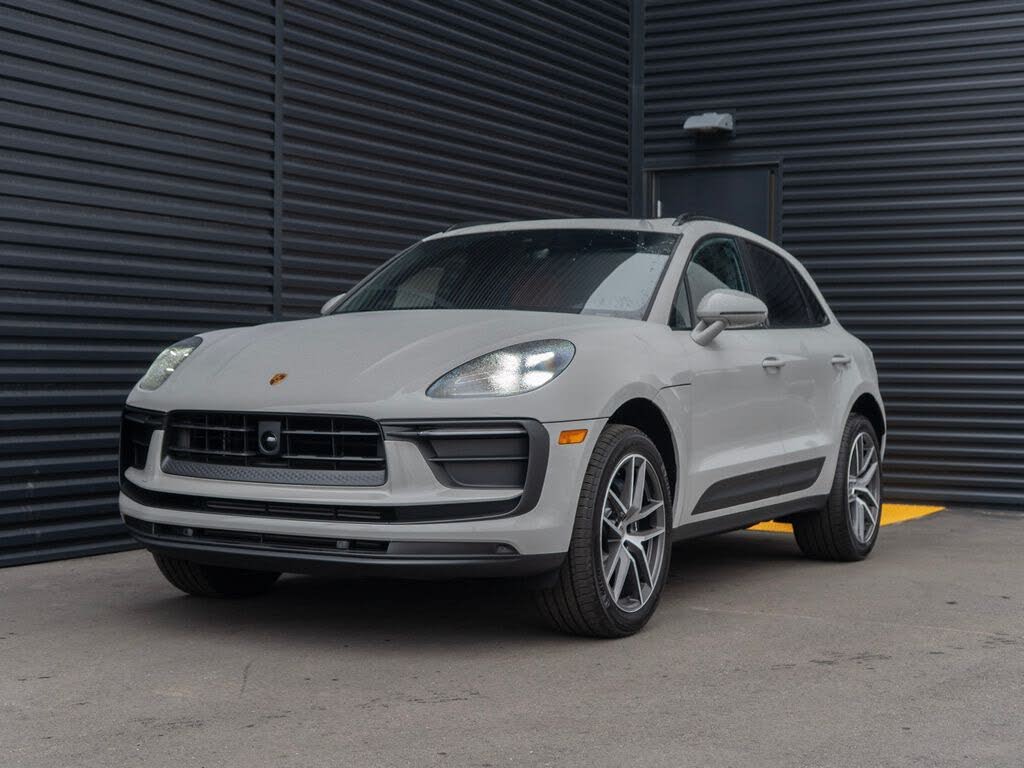 2026 Porsche Macan