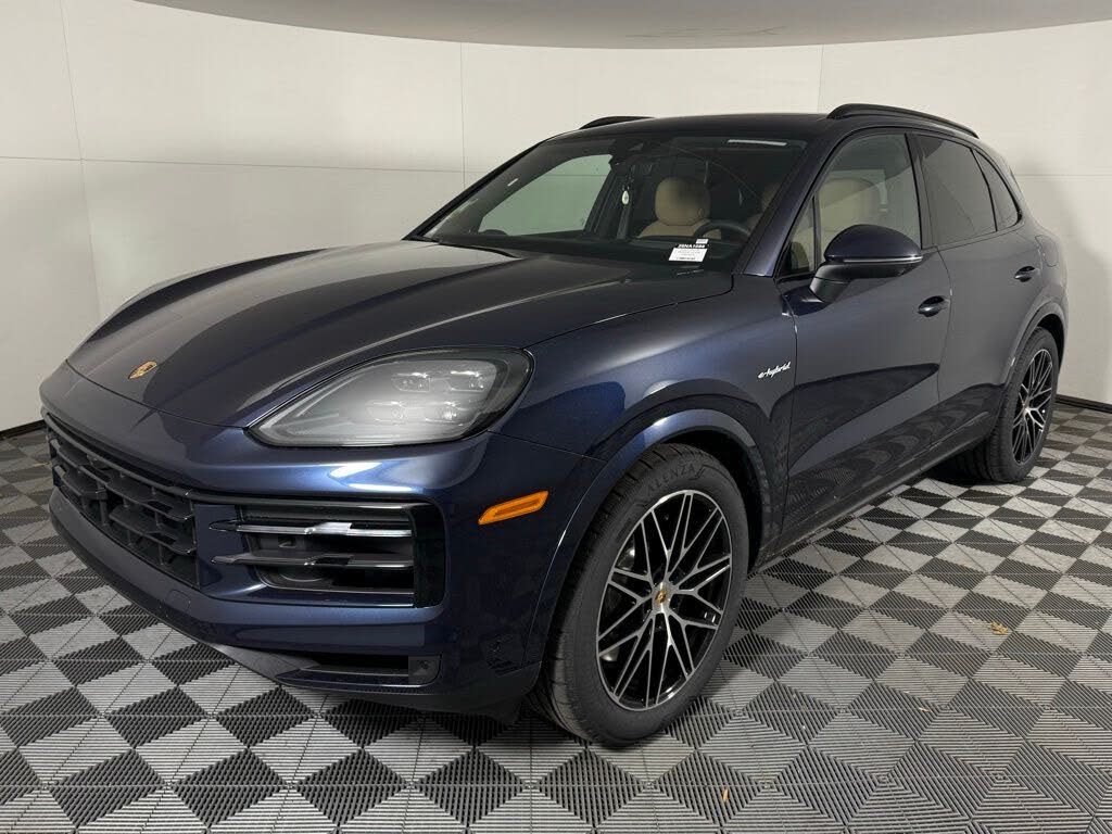 2026 Porsche Cayenne S AWD