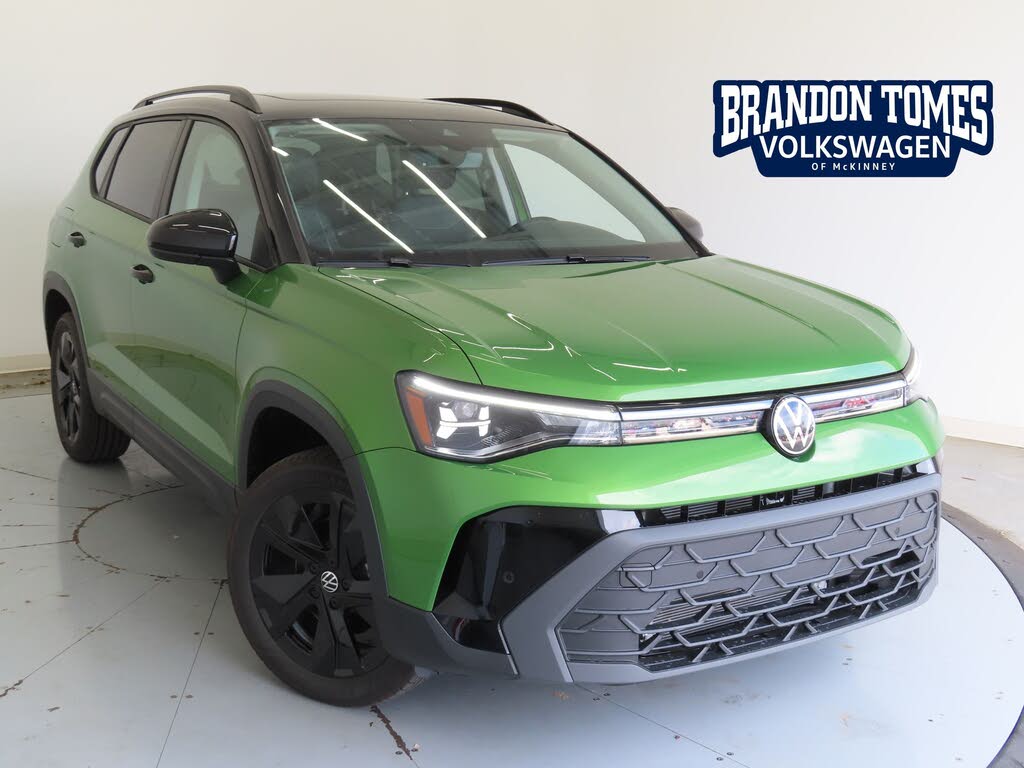 2026 Volkswagen Taos SE Black FWD